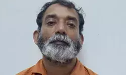 മൊബൈൽ വഴി അശ്ലീല വീഡിയോകൾ കാണിച്ച് ആൺകുട്ടിയെ പീഡിപ്പിച്ചു; പോക്‌സോ കേസിൽ ട്യൂഷൻ അധ്യാപകന് 30 വർഷം തടവും പിഴയും