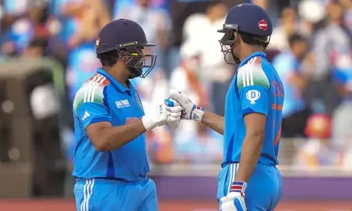 പരിക്കേറ്റ ഗില്ലും ശ്രേയസും കളിക്കില്ല;  ക്യാപ്റ്റനും വൈസ് ക്യാപ്റ്റനും  പുറത്തായതോടെ  ഏകദിന ടീമിനെ നയിക്കാന്‍ താല്‍ക്കാലിക നായകന്‍;  രോഹിത്തും പന്തുമല്ല;  മറ്റൊരു സീനിയര്‍ താരം?  സഞ്ജു തിരിച്ചെത്തുമോ?  ഇന്ത്യന്‍ ഏകദിന ടീമിനെ ഇന്ന് പ്രഖ്യാപിക്കും