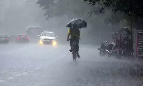 കേരളത്തില്‍ അടുത്ത അഞ്ചുദിവസം മഴയ്ക്ക് സാദ്ധ്യത; രണ്ട് ജില്ലകളില്‍ ഓറഞ്ച് അലര്‍ട്ട്; അഞ്ച് ജില്ലകളില്‍ മഞ്ഞ അലര്‍ട്ട്