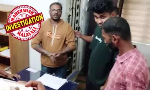 ഡാ...അടുത്ത് വന്നാൽ ഉണ്ടല്ലോ..വെട്ടും ഞാൻ..!! വൈകുന്നേരം ചണ്ണപ്പെട്ട ജംഗ്ഷനിൽ നിന്ന ആളുകൾ ഒരാളുടെ പ്രവർത്തി കണ്ട് ചിതറിയോടി; വടിവാൾ വീശിയും മോശമായി സംസാരിച്ചും മുഴുവൻ ഭീതി; ഒടുവിൽ പോലീസിന്റെ വരവിൽ ശ്രീബ്ലോഗർക്ക് എട്ടിന്റെ പണി