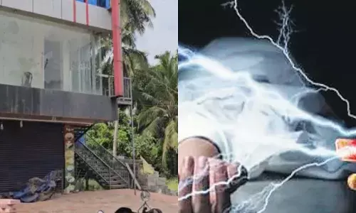 ആശാരി പണി ചെയ്യുന്നതിനിടെ അപകടം; ഡ്രിൽ മെഷീൻ ഉപയോഗിച്ച് സ്ക്രൂ ചെയ്യുന്നതിനിടെ ഷോക്കേറ്റ് തൊഴിലാളിക്ക് ദാരുണാന്ത്യം