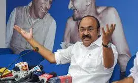 ഒരു കാര്യത്തിന് എങ്ങനെയാണ് രണ്ട് പ്രാവശ്യം നടപടിയെടുക്കുന്നത്; ഞങ്ങള് രാഹുലിനെതിരെ നടപടിയെടുത്ത് കഴിഞ്ഞു; പ്രതികരിച്ച് വിഡി സതീശന് ഒരു കാര്യത്തിന് എങ്ങനെയാണ് രണ്ട് പ്രാവശ്യം നടപടിയെടുക്കുന്നത്; ഞങ്ങള് രാഹുലിനെതിരെ നടപടിയെടുത്ത് കഴിഞ്ഞു; പ്രതികരിച്ച് വിഡി സതീശന്