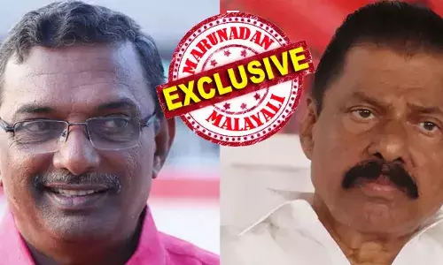 പാര്‍ട്ടിയില്‍ നിന്നും പുറത്താക്കി പ്രകോപിപ്പിച്ചാല്‍ പത്മകുമാര്‍ പൊട്ടിത്തെറിക്കും; യുവതി പ്രവേശന വിഷയത്തില്‍ സര്‍ക്കാരിനേയും പിണറായിയേയും വെട്ടിലാക്കി എന്തും വിളിച്ചു പറയും; അങ്ങനെ വന്നാല്‍ ഭരണത്തിലെ ഹാട്രിക് മോഹം പൊളിയും! ജില്ലാ സെക്രട്ടറിയേറ്റില്‍ ആമുഖത്തിലേ ചര്‍ച്ച വെട്ടി സംസ്ഥാന സെക്രട്ടറി; പിന്നെ ആരും ഒന്നും പറഞ്ഞില്ല; പത്മകുമാര്‍ പാര്‍ട്ടിക്കാരനായി തുടരും; പത്തനംതിട്ട സിപിഎം സെക്രട്ടറിയേറ്റില്‍ സംഭവിച്ചത്