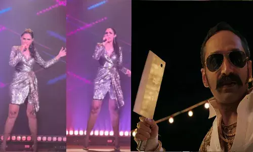 ഗാനം കേട്ട് രംഗണ്ണൻ ഇറങ്ങി ഓടി, ഇലുമിനാറ്റിയെ കൊന്നു; ആവേശത്തിലെ പാട്ട് പാടിയതിന് പിന്നാലെ ആൻഡ്രിയക്ക് ട്രോൾ മഴ; എയറിൽ നിന്ന് ശൂന്യകാശത്തേക്ക് എന്ന് ആരാധകർ ഗാനം കേട്ട് രംഗണ്ണൻ ഇറങ്ങി ഓടി, ഇലുമിനാറ്റിയെ കൊന്നു; ആവേശത്തിലെ പാട്ട് പാടിയതിന് പിന്നാലെ ആൻഡ്രിയക്ക് ട്രോൾ മഴ; എയറിൽ നിന്ന് ശൂന്യകാശത്തേക്ക് എന്ന് ആരാധകർ