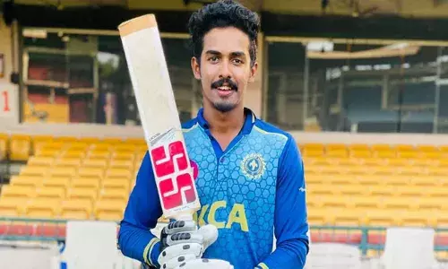 വെടിക്കെട്ട് സെഞ്ചുറിയുമായി രോഹൻ കുന്നുമ്മൽ; ഫിഫ്‌റ്റിയടിച്ച് സഞ്ജു സാംസൺ; സയ്യിദ് മുഷ്താഖ് അലി ട്രോഫിയിൽ കേരളത്തിന് വിജയത്തുടക്കം; ഒഡീഷയ്‌ക്കെതിരെ 10 വിക്കറ്റിന്റെ അനായാസ ജയം