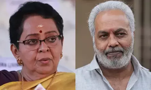 മെയ്യനങ്ങാതെ കാശുണ്ടാക്കുന്ന വീരശൂരപരാക്രമികൾ; ഷമ്മിയോടും അനുകൂലിച്ചവരോടും ബഹുമാനം; വിലായത്ത് ബുദ്ധക്കെതിരായ വിമർശനങ്ങൾക്ക് പിന്നാലെ മല്ലിക സുകുമാരന്റെ ഫേസ്ബുക്ക് പോസ്റ്റ്