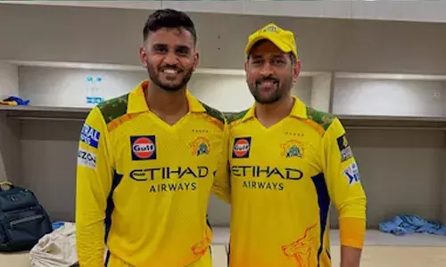 മഹി ഭായിയുടെ ഒപ്പം കളിക്കുന്നത് ഒരു സ്വപ്നം പോലെയായിരുന്നു; ആത്മവിശ്വാസമാണ് കൈമുതൽ; ഗെയിം അവയർനെസ് ആണ് ധോണിയിൽ പഠിച്ച ഏറ്റവും മികച്ച പാഠം; തുറന്ന് പറഞ്ഞ് യുവ താരം