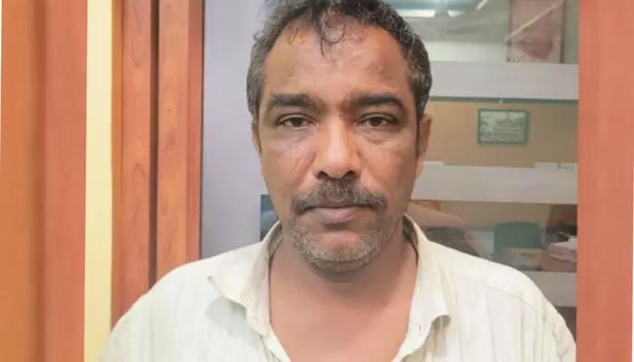 രാജ്യത്തിന്റെ പലഭാഗങ്ങളിലുള്ള പോലീസുകാർ നോട്ടമിട്ടിരുന്ന ആ മലപ്പുറംകാരൻ; ജോലി ആളുകളെ വിശ്വസിപ്പിച്ച് പണം തട്ടുന്നത്; ഒടുവിൽ മുജീബിനെ വലയിൽ കുടുക്കിയ ബുദ്ധി ഇങ്ങനെ