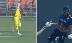 അവസാന പന്തിൽ ജയിക്കാൻ വേണ്ടത് രണ്ട് റൺസ്; സി.എസ്‌.കെ താരത്തെ സിക്സറിടിച്ച് ഹിമ്മത് സിംഗ്; മുഷ്താഖ് അലി ട്രോഫിയിൽ ഡൽഹിക്ക് ത്രസിപ്പിക്കുന്ന ജയം; തമിഴ്നാടിന് തുടർച്ചയായ രണ്ടാം തോൽവി