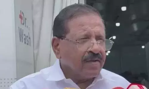 രാഹുലിനെതിരായ ലൈംഗിക പീഡന പരാതി: ആരോപണത്തില്‍ അടിസ്ഥാനം ഉണ്ടെന്ന് കണ്ടാണ് രാഹുലിനെ പാര്‍ട്ടിയില്‍ നിന്ന് സസ്‌പെന്റ് ചെയ്തത്; രാഹുല്‍ ഇരന്നുവാങ്ങിയ അടി, വടി കൊടുത്ത് അടിവാങ്ങിയെന്ന് രാജ്‌മോഹന്‍ ഉണ്ണിത്താന്‍