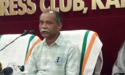 പാര്ട്ടി നേതൃത്വം ഭീഷണിപ്പെടുത്തുന്നു; മത്സര രംഗത്ത് ഉറച്ചുനില്ക്കുമെന്ന് ചെറുകുന്നിലെ സിപിഎം വിമത സ്ഥാനാര്ത്ഥി ബാബുരാജ് പാര്ട്ടി നേതൃത്വം ഭീഷണിപ്പെടുത്തുന്നു; മത്സര രംഗത്ത് ഉറച്ചുനില്ക്കുമെന്ന് ചെറുകുന്നിലെ സിപിഎം വിമത സ്ഥാനാര്ത്ഥി ബാബുരാജ്