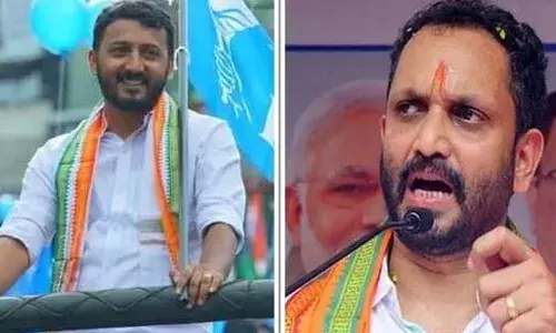 രാഹുല് മാങ്കൂട്ടത്തില് 15 പെണ്കുട്ടികളേയും ആണ്കുട്ടിയേയും പീഡിപ്പിച്ചു; പുറത്തു വന്നത് മഞ്ഞുമലയുടെ ഒരറ്റം മാത്രം; രാഹുലിന്റെ അറസ്റ്റ് വൈകുന്നത് മറ്റ് ഇരകളുടെ തെളിവിനെ ബാധിക്കുമെന്ന് കെ സുരേന്ദ്രന് രാഹുല് മാങ്കൂട്ടത്തില് 15 പെണ്കുട്ടികളേയും ആണ്കുട്ടിയേയും പീഡിപ്പിച്ചു; പുറത്തു വന്നത് മഞ്ഞുമലയുടെ ഒരറ്റം മാത്രം; രാഹുലിന്റെ അറസ്റ്റ് വൈകുന്നത് മറ്റ് ഇരകളുടെ തെളിവിനെ ബാധിക്കുമെന്ന് കെ സുരേന്ദ്രന്