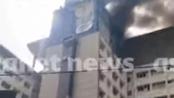 കോഴിക്കോട് ബേബി മെമ്മോറിയല് ആശുപത്രിയില് വന് തീ പിടിത്തം; അഗ്നി പടരുന്നത് കെട്ടിടത്തിന്റെ മുകള് നിലയില്; രോഗികളെ ഒഴുപ്പിക്കുന്നു; തീ പടര്ന്നത് ആളില്ലാ ്ബ്ലോക്കില്; രക്ഷാപ്രവര്ത്തനം തുടങ്ങി; തീ പടരുന്നത് സി ബ്ലോക്കിലെ മുകള് നിലയില് കോഴിക്കോട് ബേബി മെമ്മോറിയല് ആശുപത്രിയില് വന് തീ പിടിത്തം; അഗ്നി പടരുന്നത് കെട്ടിടത്തിന്റെ മുകള് നിലയില്; രോഗികളെ ഒഴുപ്പിക്കുന്നു; തീ പടര്ന്നത് ആളില്ലാ ്ബ്ലോക്കില്; രക്ഷാപ്രവര്ത്തനം തുടങ്ങി; തീ പടരുന്നത് സി ബ്ലോക്കിലെ മുകള് നിലയില്