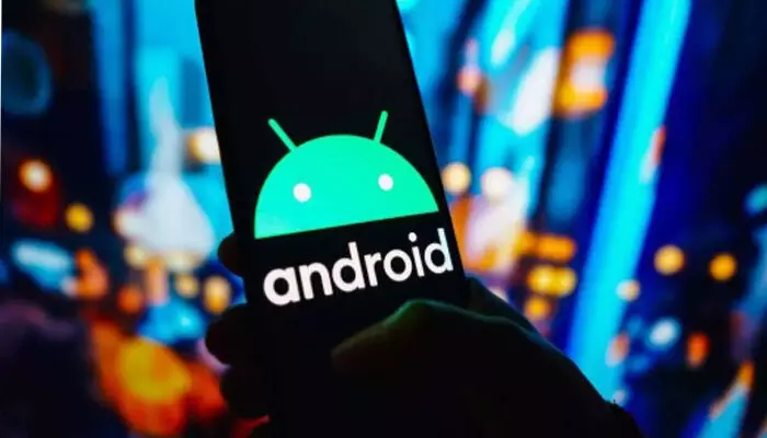 ആൻഡ്രോയിഡ് ആപ്പുകളിൽ സ്ലോപ് ആഡ്സ് തട്ടിപ്പ്; 224 ആപ്പുകൾ നീക്കം ചെയ്തു; ഉപയോഗിക്കുമ്പോൾ സൂക്ഷിക്കണം; വരുന്ന നോട്ടിഫിക്കേഷനുകൾ ശ്രദ്ധിക്കണമെന്ന് അധികൃതർ