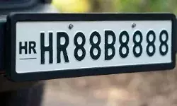 വാഹന നമ്പര്‍ ലേലത്തില്‍ റെക്കോര്‍ഡ്; ഫാന്‍സി നമ്പര്‍ സ്വന്തമാക്കാന്‍ മുടക്കിയത് 1.17 കോടി രൂപ; മോഹ നമ്പര്‍ നേടി ഹരിയാനയിലെ ബിസിനസുകാരന്‍