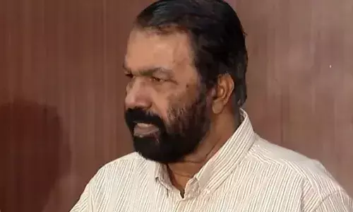 സുപ്രീംകോടതിയുടെ നിശിത വിമര്‍ശനം; ഗവര്‍ണര്‍ സ്ഥാനത്ത് തുടരാന്‍ യോഗ്യനാണോ എന്ന് സ്വയം ചിന്തിക്കണമെന്ന് മന്ത്രി വി ശിവന്‍കുട്ടി