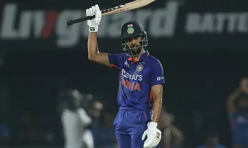 ദക്ഷിണാഫ്രിക്കയ്‌ക്കെതിരായ ഏകദിന പരമ്പര; ഋതുരാജ് ഗെയ്‌ക്‌വാദിനെ പ്ലേയിംഗ് ഇലവനിൽ ഉൾപ്പെടുത്തും; മഹാരാഷ്ട്രാ താരത്തെ പരിഗണിക്കുന്നത് നാലാം നമ്പറിലേക്ക്?