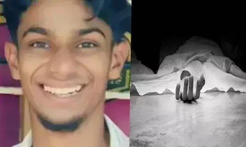 കേടായ ബൈക്ക് സ്റ്റാര്‍ട്ട് ചെയ്യുന്നതിടെ ദാരുണ അപകടം; വണ്ടിയിൽ നിന്ന് തീപ്പൊരി തെറിച്ച് നേരെ വീണത് പെട്രോള്‍ കുപ്പിയിലേക്ക്; തീപൊള്ളലേറ്റ് ചികിത്സയിലായിരുന്ന യുവാവ് മരണത്തിന് കീഴടങ്ങി