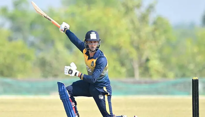 12 പന്തിൽ 50, 32 പന്തിൽ 100; അഭിഷേക് ശർമ്മയുടെ ബാറ്റിന്റെ ചൂടറിഞ്ഞ് ബംഗാൾ; റെക്കോർഡുകൾ തകർത്തെറിഞ്ഞ വെടിക്കെട്ട് ഇന്നിംഗ്സ്; സയ്യിദ് മുഷ്താഖ് അലി ട്രോഫിയിൽ പഞ്ചാബിന് കൂറ്റൻ ജയം 12 പന്തിൽ 50, 32 പന്തിൽ 100; അഭിഷേക് ശർമ്മയുടെ ബാറ്റിന്റെ ചൂടറിഞ്ഞ് ബംഗാൾ; റെക്കോർഡുകൾ തകർത്തെറിഞ്ഞ വെടിക്കെട്ട് ഇന്നിംഗ്സ്; സയ്യിദ് മുഷ്താഖ് അലി ട്രോഫിയിൽ പഞ്ചാബിന് കൂറ്റൻ ജയം