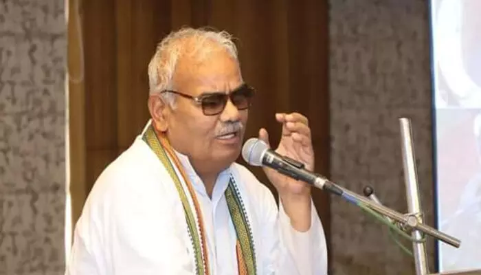 വിദ്യാർത്ഥികളിൽ ദേശീയത വളർത്തണം; ബാബറി മസ്ജിദ് തകർത്ത ദിവസം ശൗര്യ ദിവസ് ആയി ആഘോഷിക്കണം; രാജസ്ഥാൻ വിദ്യാഭ്യാസ മന്ത്രിയുടെ ഉത്തരവ് മണിക്കൂറുകൾക്കകം പിൻവലിച്ചു