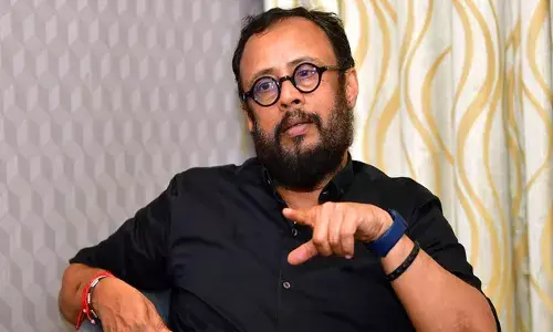 വേഷം മാറുന്നതിനായി അവൾ ഗ്രീൻ റൂമിലേക്ക് ഓടിയെത്തി, ഞാൻ അവിടെ ഉണ്ടായിരുന്നത് കണ്ടില്ല; രു നിമിഷം എന്ത് ചെയ്യണമെന്ന് അറിയാത്ത അവസ്ഥയിലായി; വെളിപ്പെടുത്തലുമായി ലാൽ ജോസ്