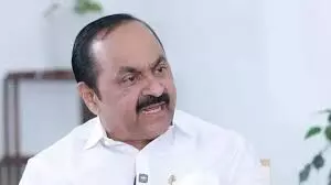 ഇഡി ഇപ്പോള്‍ നോട്ടീസ് അയച്ചത് തിരഞ്ഞെടുപ്പ് കാലത്ത് സി.പി.എമ്മിനെ ഭയപ്പെടുത്താന്‍; അന്വേഷണത്തിലേക്ക് പോകില്ല; മറ്റു സംസ്ഥാനങ്ങളില്‍ രാഷ്ട്രീയ എതിരാളികളെ ഇ.ഡി വേട്ടയാടുമ്പോള്‍ കേരളത്തില്‍ നോട്ടീസ് അയച്ച് ഭയപ്പെടുത്തും;മുഖ്യമന്ത്രിയുടെ വീട്ടിലേക്ക് നേരത്തെ അയച്ച നോട്ടീസിനെ കുറിച്ച് പിന്നീട് ഒരു വിവരവുമില്ലല്ലോ; വിമര്‍ശിച്ച് വിഡി സതീശന്‍