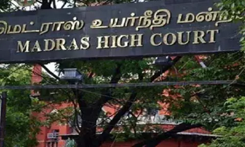 ലിംഗമാറ്റ ശസ്ത്രക്രിയക്ക് വിധേയനായ പുരുഷനഴ്സിനെ ജോലിയില്‍ പ്രവേശിപ്പിച്ചില്ല; വനിതാനഴ്സായി നിയമനം നല്‍കാന്‍ ഉത്തരവിട്ട് മദ്രാസ് ഹൈക്കോടതി