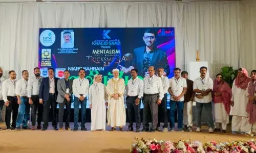 മെന്റലിസ്റ്റ് ഫാസില്‍ ബഷീര്‍ വേദിയില്‍ മാജിക് ഒരുക്കി; നിയാര്‍ക്ക് സ്പര്‍ശം 2025 വേറിട്ട അനുഭവമായി