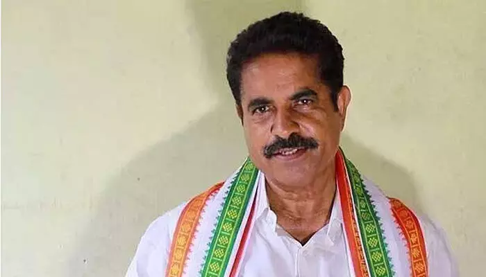 മാങ്കൂട്ടത്തിലിന് എതിരെ കിട്ടിയ പരാതി ഉടന്‍ തന്നെ ഡിജിപിക്ക് കൈമാറി; ബാക്കി കാര്യങ്ങളില്‍ അന്വേഷണം നടത്തേണ്ടത് പൊലീസ്; എംഎല്‍എയെ സംരക്ഷിക്കുന്നതിനെക്കുറിച്ച് പിന്നീട് ചര്‍ച്ച ചെയ്യാമെന്നും യുഡിഎഫ് കണ്‍വീനര്‍ അടൂര്‍ പ്രകാശ്