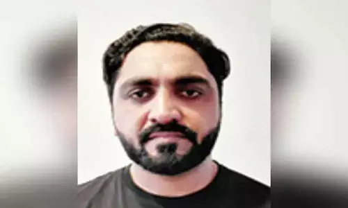 ബലാത്സംഗ കേസില്‍ ഒളിവില്‍ കഴിഞ്ഞത് 11 വര്‍ഷം; കാസര്‍ഗോഡ് സ്വദേശി ലഖ്‌നൗ വിമാനത്താവളത്തില്‍ പിടിയില്‍