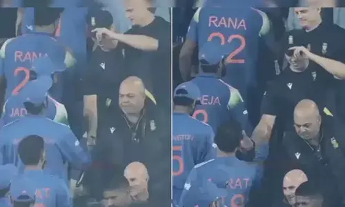 ഇന്ത്യന്‍ ടീമിനെ തോല്‍വിയിലേക്ക് വലിച്ചിഴയ്ക്കുമെന്ന പരാമര്‍ശം; സെഞ്ചുറിയടിച്ച് ഇന്ത്യന്‍ ജയം ഉറപ്പിച്ചു; പിന്നാലെ ദക്ഷിണാഫ്രിക്കന്‍ പരിശീലകനെ അവഗണിച്ച് വിരാട് കോലിയുടെ മറുപടി; ഹസ്തദാനം നല്‍കാതെ ഇന്ത്യന്‍ താരം; വീഡിയോ പുറത്ത്