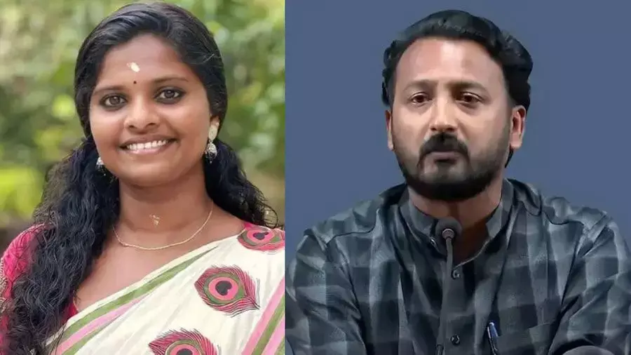 യുവതിയെ ക്രൂരമായി പീഡിപ്പിക്കുകയും അശാസ്ത്രീയ ഗര്ഭഛിദ്രത്തിന് നിര്ബന്ധിക്കുകയും ചെയ്ത രാഹുല് മാങ്കൂട്ടത്തില്; നടപടി വൈകരുതെന്ന് സജന ബി സാജന് യുവതിയെ ക്രൂരമായി പീഡിപ്പിക്കുകയും അശാസ്ത്രീയ ഗര്ഭഛിദ്രത്തിന് നിര്ബന്ധിക്കുകയും ചെയ്ത രാഹുല് മാങ്കൂട്ടത്തില്; നടപടി വൈകരുതെന്ന് സജന ബി സാജന്