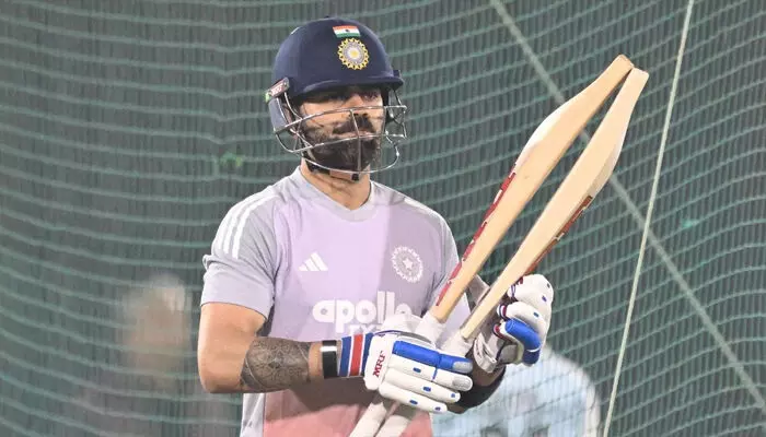 ദക്ഷിണാഫ്രിക്കയ്ക്കെതിരെ രണ്ടാം ജയം ലക്ഷ്യമിട്ട് ഇന്ത്യ; റായ്പൂരിൽ ടീമില് മാറ്റങ്ങള്ക്ക് സാധ്യത; നാലാം നമ്പറിൽ ഗെയ്ക്വാദിന് പകരം പന്ത് അല്ലെങ്കിൽ തിലക് വർമ്മ?; സാധ്യത ഇലവൻ അറിയാം ദക്ഷിണാഫ്രിക്കയ്ക്കെതിരെ രണ്ടാം ജയം ലക്ഷ്യമിട്ട് ഇന്ത്യ; റായ്പൂരിൽ ടീമില് മാറ്റങ്ങള്ക്ക് സാധ്യത; നാലാം നമ്പറിൽ ഗെയ്ക്വാദിന് പകരം പന്ത് അല്ലെങ്കിൽ തിലക് വർമ്മ?; സാധ്യത ഇലവൻ അറിയാം