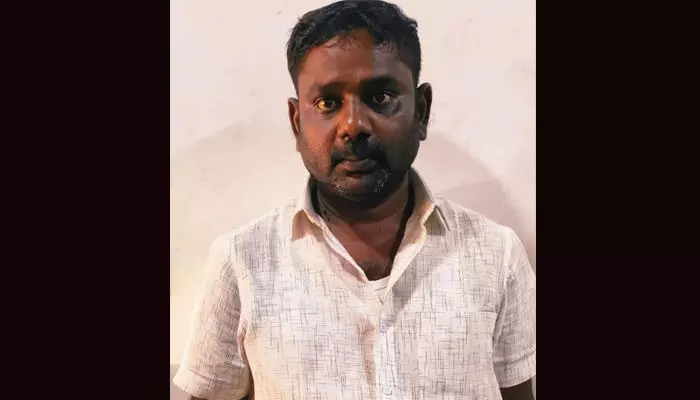 കോളേജ് വിദ്യാര്‍ത്ഥിനിയ്ക്ക് നേരെ അശ്ലീലവീഡിയോ പ്രദര്‍ശനവും ലൈംഗീകചേഷ്ടയും : തമിഴ്‌നാട് സ്വദേശിയായ പ്രതി അറസ്റ്റില്‍