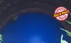 പുലര്ച്ചെ വെള്ളം കോരി കുളിച്ചപ്പോള് ശ്രദ്ധിച്ചില്ല; നേരം വെളുത്തു നോക്കിയപ്പോള് വീട്ടുമുറ്റത്തെ കിണര് വെള്ളത്തിനു കടും നീലനിറം; വറ്റിച്ചു വൃത്തിയാക്കിയപ്പോള് വെള്ളം സാധാരണ നിലയില് പുലര്ച്ചെ വെള്ളം കോരി കുളിച്ചപ്പോള് ശ്രദ്ധിച്ചില്ല; നേരം വെളുത്തു നോക്കിയപ്പോള് വീട്ടുമുറ്റത്തെ കിണര് വെള്ളത്തിനു കടും നീലനിറം; വറ്റിച്ചു വൃത്തിയാക്കിയപ്പോള് വെള്ളം സാധാരണ നിലയില്