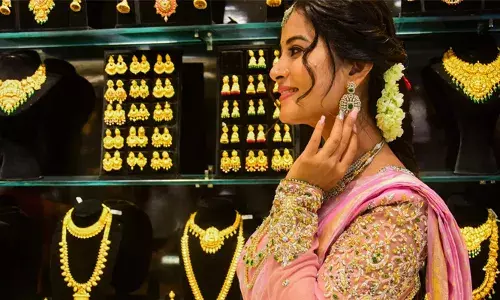 യുഎസ് ഡോളർ നിരക്കുകളിലെ ഇടിവ്; സംസ്ഥാനത്ത് സ്വർണവില വീണ്ടും കുത്തനെ ഉയർന്നു; പവന് 520 രൂപയുടെ വർധനവ്; വെള്ളിയുടെ വിലയിലും മാറ്റം