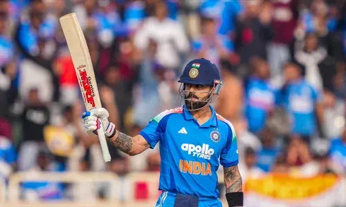 15 വർഷത്തിന് ശേഷം വിജയ് ഹസാരെ ട്രോഫി കളിക്കാൻ വിരാട് കോഹ്ലി; തീരുമാനം ബിസിസിഐയുടെ  സമ്മർദ്ദത്തിന് വഴങ്ങി