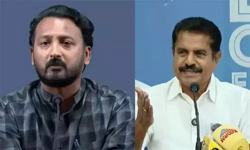 സിപിഎമ്മിന്റെ മാതൃക സ്വീകരിക്കാന്‍ തയ്യാറല്ലാത്തതിനാലാണ് പരാതി ഡിജിപിക്ക് കൈമാറിയത്; പാര്‍ട്ടിയുടെ തീരുമാനത്തോടൊപ്പം ഉണ്ടാകും: അടൂര്‍ പ്രകാശ്