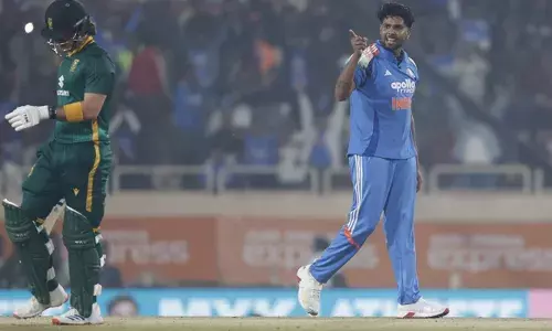 വിക്കറ്റെടുത്തശേഷം ഡ്രസ്സിംഗ് റൂമിലേക്ക് വിരല്‍ ചൂണ്ടി ഇന്ത്യൻ പേസർ; വടിയെടുത്ത് ഐസിസി; അതിരുവിട്ട ആഘോഷത്തിന് ഹര്‍ഷിത് റാണക്ക് താക്കീതും ഒരു ഡീമെറിറ്റ് പോയിന്റും