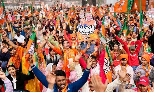 ഡല്‍ഹി മുനിസിപ്പല്‍ കോര്‍പ്പറേഷന്‍ ഉപതിരഞ്ഞെടുപ്പ്: ബിജെപിക്ക് മുന്നേറ്റം, 7 സീറ്റുകളില്‍ വിജയം; എഎപി മൂന്നുസീറ്റില്‍ ഒതുങ്ങി; ശക്തി ക്ഷയിച്ച കോണ്‍ഗ്രസ് ഒരു സീറ്റ് പിടിച്ചെടുത്ത് തിരിച്ചുവരുന്നു