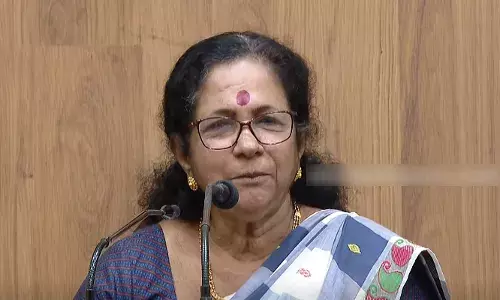 മുകേഷിന്റേത് തീവ്രത കുറഞ്ഞ പീഡനം, രാഹുല്‍ മാങ്കൂട്ടത്തിലിന്റേത് അതിതീവ്രം; മുകേഷിന്റേത് പീഡനമാണെന്ന് തങ്ങള്‍ അംഗീകരിച്ചിട്ടില്ലല്ലോ! വിവാദ പരാമര്‍ശവുമായി ജനാധിപത്യ മഹിളാ അസോസിയേഷന്‍