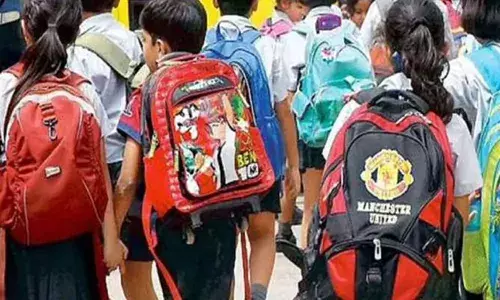 ഒരു പ്രത്യേക ശ്രദ്ധയ്ക്ക്; ആലപ്പുഴയിൽ ഇന്ന് പ്രാദേശിക അവധി; നാല് താലൂക്കുകളിലെ വിദ്യാഭ്യാസ സ്ഥാപനങ്ങൾക്കും സർക്കാർ ഓഫീസുകൾക്കും ബാധകം; പരീക്ഷകൾക്ക് മാറ്റമുണ്ടാകില്ല ഒരു പ്രത്യേക ശ്രദ്ധയ്ക്ക്; ആലപ്പുഴയിൽ ഇന്ന് പ്രാദേശിക അവധി; നാല് താലൂക്കുകളിലെ വിദ്യാഭ്യാസ സ്ഥാപനങ്ങൾക്കും സർക്കാർ ഓഫീസുകൾക്കും ബാധകം; പരീക്ഷകൾക്ക് മാറ്റമുണ്ടാകില്ല