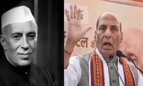 അത്..നുണ നുണ..! ബാബരി മസ്ജിദ് നിർമിക്കാൻ നെഹ്റുവിന് ആഗ്രഹമുണ്ടായിരുന്നുവെന്ന് പറഞ്ഞ കേന്ദ്ര പ്രതിരോധമന്ത്രി; ഇങ്ങനെ കള്ളം പറയല്ലേയെന്ന് കോൺഗ്രസ്; പൊട്ടി പുറപ്പെട്ട് പുതിയ രാഷ്ട്രീയ വിവാദം