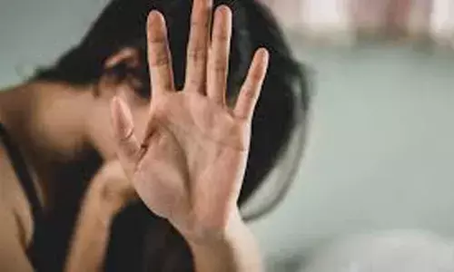 ഒമ്പതാം ക്ലാസുകാരിയുടെ ശരീരത്തിൽ മോശം രീതിയിൽ സ്പർശിച്ച് കെഎസ്ആർടിസി കണ്ടക്ടറുടെ ലൈംഗികാതിക്രമം; പ്രതിക്ക് 5 വർഷം കഠിന തടവിന് വിധിച്ച് കോടതി ഒമ്പതാം ക്ലാസുകാരിയുടെ ശരീരത്തിൽ മോശം രീതിയിൽ സ്പർശിച്ച് കെഎസ്ആർടിസി കണ്ടക്ടറുടെ ലൈംഗികാതിക്രമം; പ്രതിക്ക് 5 വർഷം കഠിന തടവിന് വിധിച്ച് കോടതി