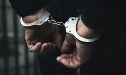 സമൂഹമാധ്യമത്തിലൂടെ അതിജീവിതയെ കുറിച്ച് ്ലൈംഗിക പരാമര്ശം നടത്തി വീഡിയോ പോസ്റ്റ് ചെയ്തു; യൂട്യൂബര് അറസ്റ്റില് സമൂഹമാധ്യമത്തിലൂടെ അതിജീവിതയെ കുറിച്ച് ്ലൈംഗിക പരാമര്ശം നടത്തി വീഡിയോ പോസ്റ്റ് ചെയ്തു; യൂട്യൂബര് അറസ്റ്റില്