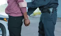 പാകിസ്താനു വേണ്ടി ചാരപ്പണി ചെയ്തു; മുന് സൈനികനും യുവതിയും അറസ്റ്റില് പാകിസ്താനു വേണ്ടി ചാരപ്പണി ചെയ്തു; മുന് സൈനികനും യുവതിയും അറസ്റ്റില്