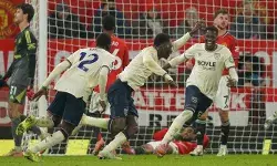 ഓൾഡ് ട്രാഫോർഡിൽ വീണ്ടും അടിതെറ്റി മാഞ്ചസ്റ്റർ യുണൈറ്റഡ്; പ്രീമിയർ ലീഗിൽ റെഡ് ഡെവിൾസിനെ സമനിലയിൽ തളച്ച് വെസ്റ്റ് ഹാം യുണൈറ്റഡ്; രക്ഷകനായത് സൗങ്ഗൗട്ടു മഗാസ