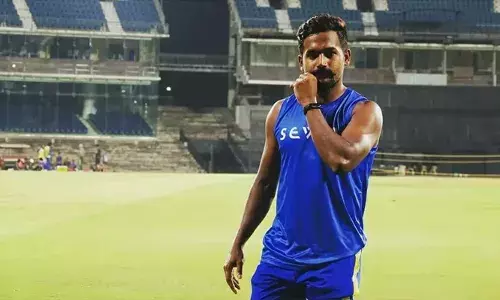 നാല് മത്സരങ്ങളിലായി 13 വിക്കറ്റുകൾ; മുംബൈയുടെ അഞ്ച് വിക്കറ്റുകൾ പിഴുതെറിഞ്ഞ് കേരളത്തിന് സമ്മാനിച്ചത് തകർപ്പൻ ജയം; മുഷ്താഖ് അലിയിൽ വിക്കറ്റ് വേട്ടയില്‍ രണ്ടാം സ്ഥാനത്ത് മലയാളി താരം