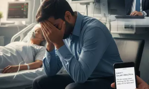 മുത്തശ്ശിയെ ഐസിയുവിൽ കയറ്റിയെന്ന് ഫോൺ കോൾ; ജോലിക്കിടെ ആശുപത്രിയിലെത്തിയ ജീവനക്കാരന് മുട്ടൻ പണി; വൈറലായി പോസ്റ്റ്