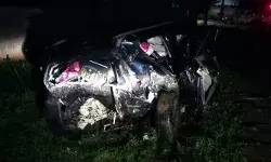 കാർ അപകടത്തിൽ നാല് അയ്യപ്പഭക്തർ അടക്കം അഞ്ച് പേർക്ക് ദാരുണാന്ത്യം; ഏഴ് പേർക്ക് പരിക്ക്; അപകടം ശബരിമല ദർശനം കഴിഞ്ഞ് മടങ്ങവേ കാർ അപകടത്തിൽ നാല് അയ്യപ്പഭക്തർ അടക്കം അഞ്ച് പേർക്ക് ദാരുണാന്ത്യം; ഏഴ് പേർക്ക് പരിക്ക്; അപകടം ശബരിമല ദർശനം കഴിഞ്ഞ് മടങ്ങവേ